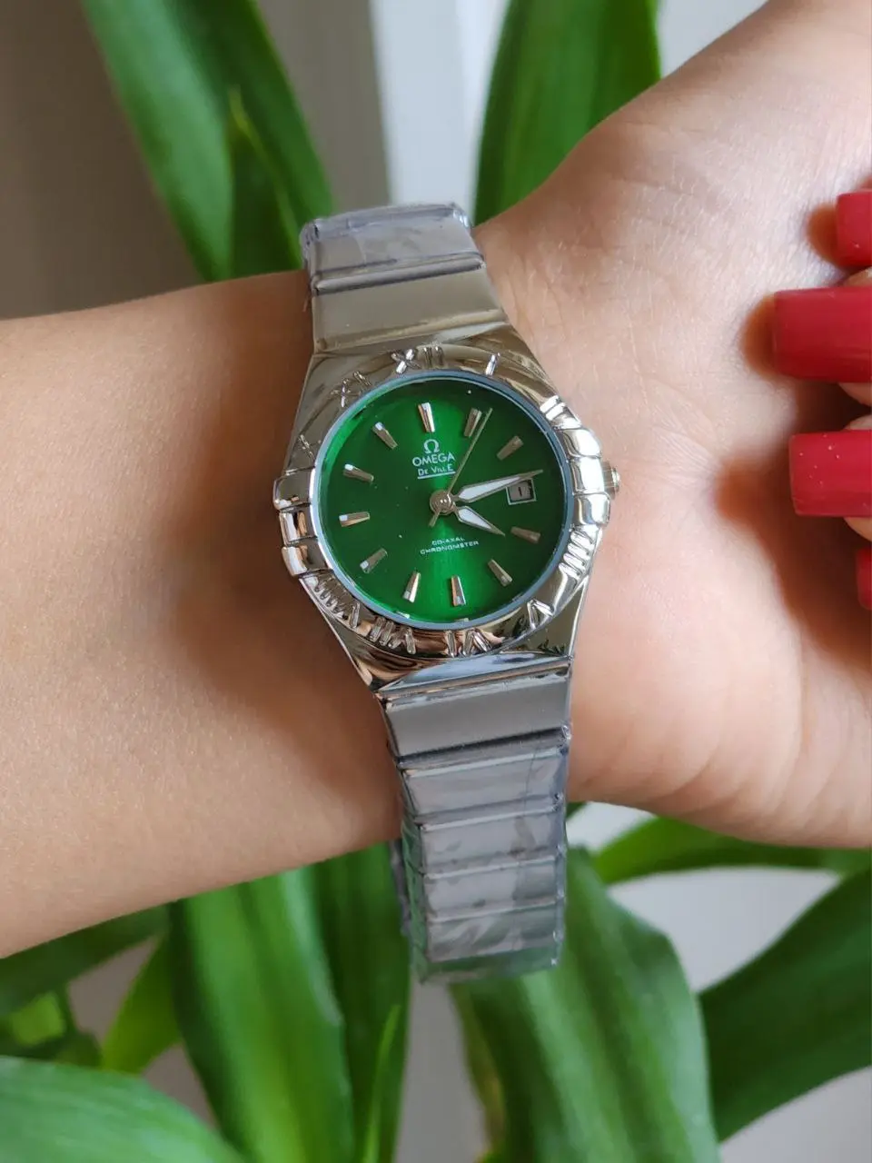 OMEGA ساعت زنانه تقویم دار OMEGA ساعت زنانه تقویم دار