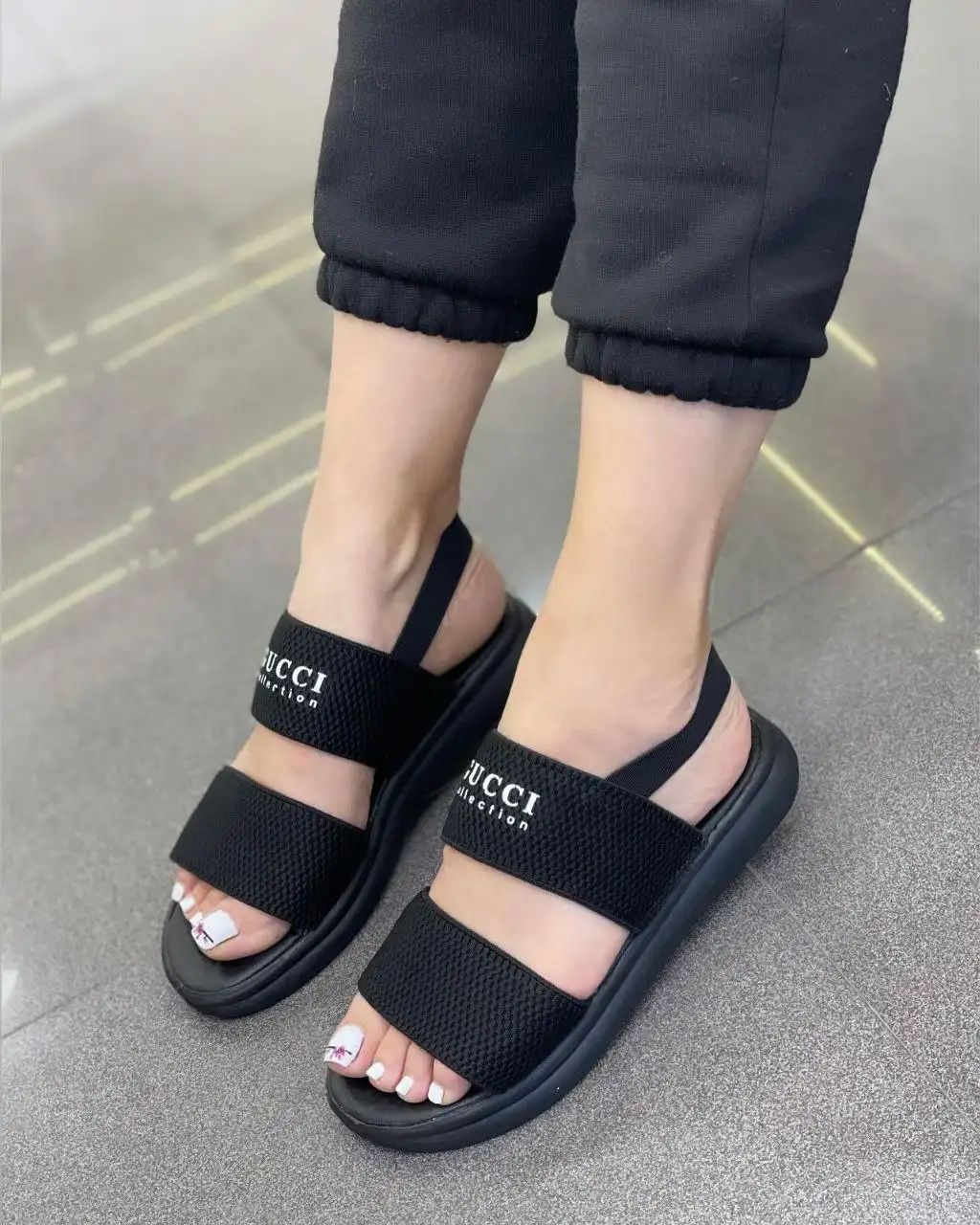 صندل کنفی زنانه GUCCI صندل کنفی زنانه GUCCI