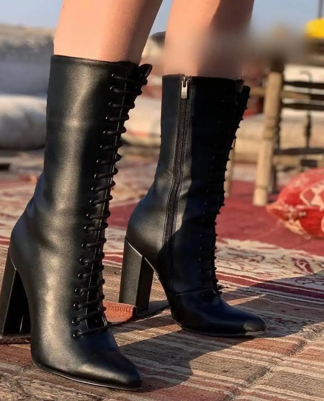 بوت پاشنه دار بلند چرم زنانه بوت پاشنه دار بلند چرم زنانه