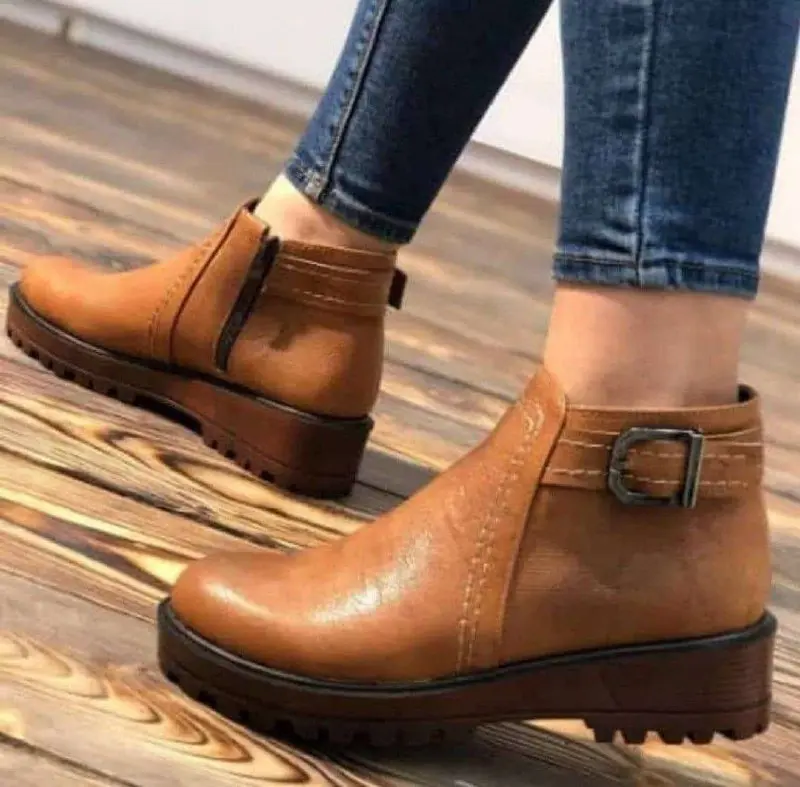 نیم بوت زنانه مدل زبرا نیم بوت زنانه مدل زبرا